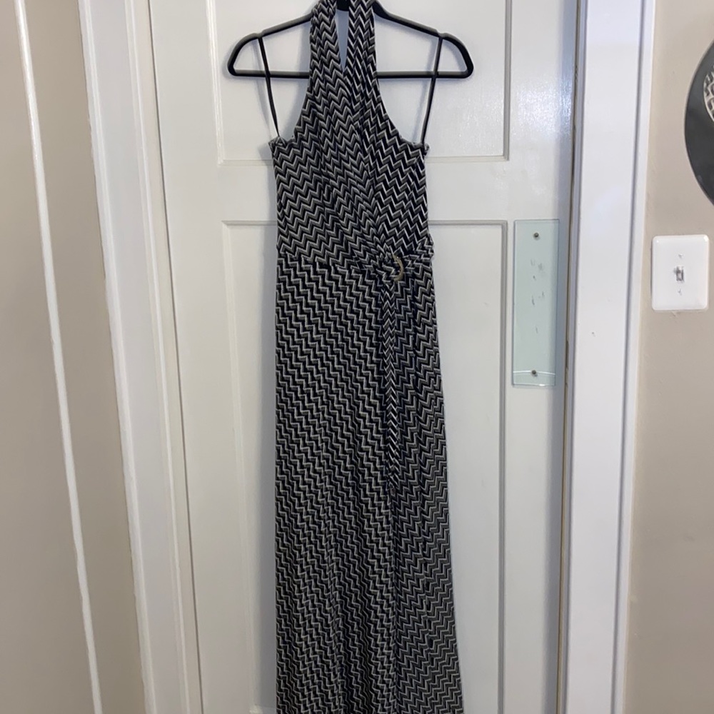 White House Black Market Halter Maxi Dress Black & White Chevron Sz 8